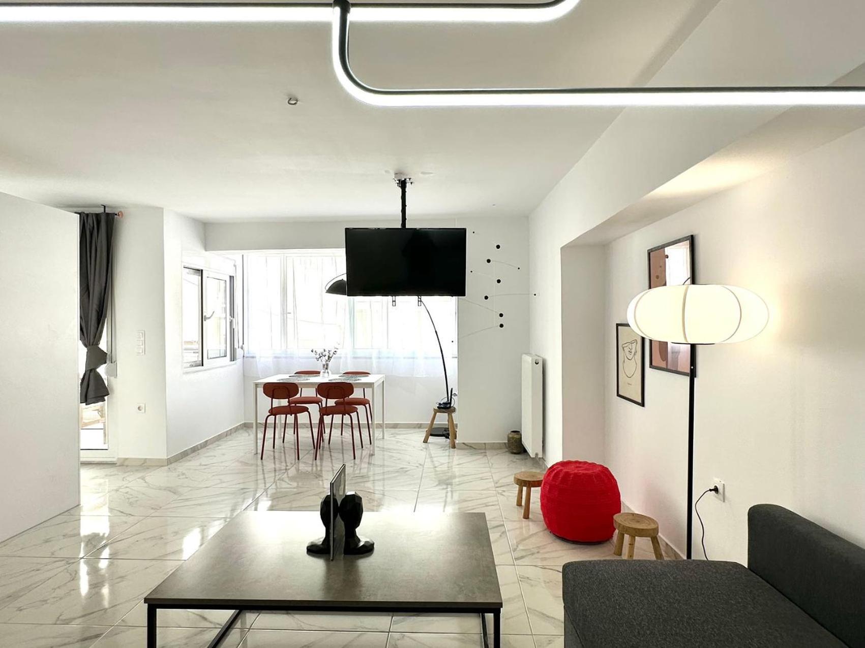 Walk Into Dream Of Acropolis 10 *